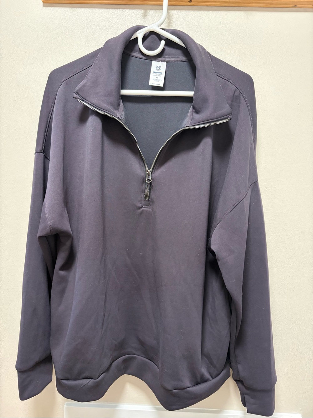 Quarter-Zip Pullover in black